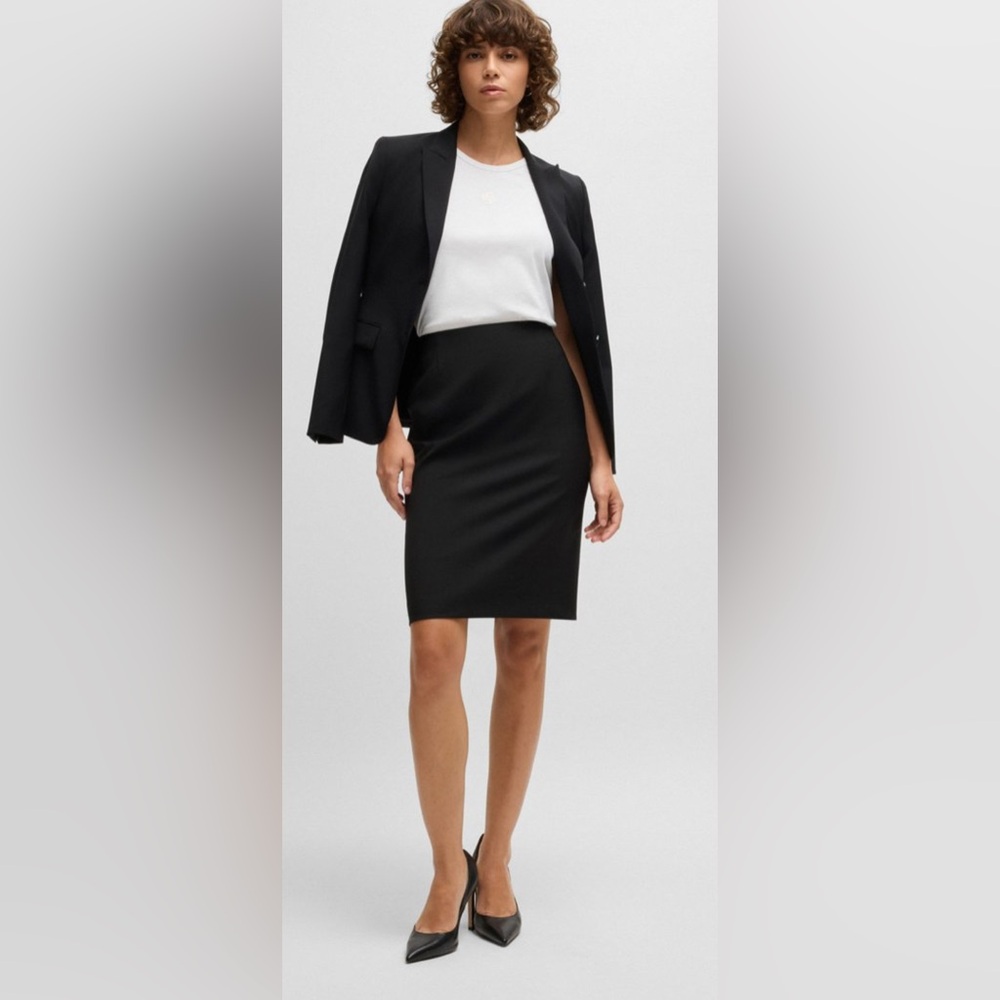 $295 Hugo Boss Black Virgin Wool Pencil Skirt Sz 8